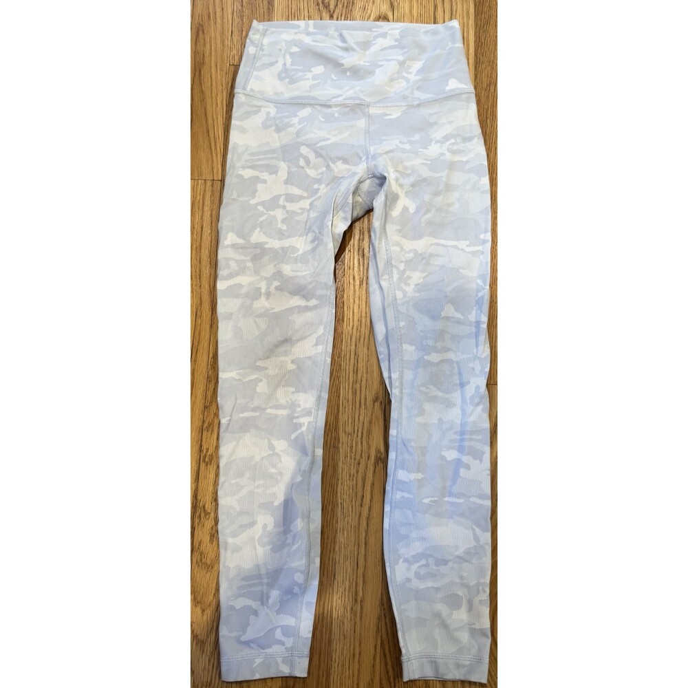 Womens Lululemon Light Gray Camouflage Leggings Size 6